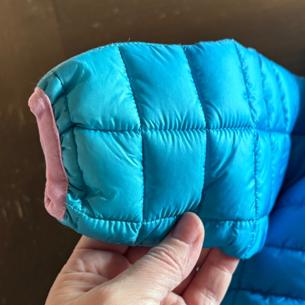 Snozu Vibrant Blue and Pink Quilted Kids snowsuit - Picture 6 of 8